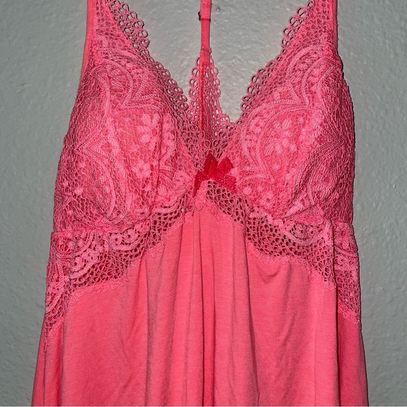 🎉HP🎉 VS Slip Dress - Picture 3 of 11